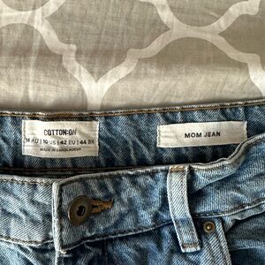 Mom jeans
